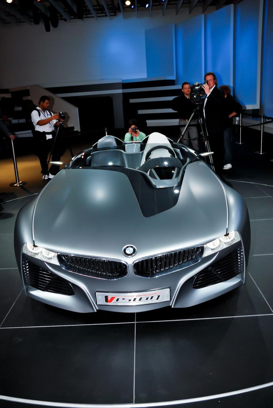  BMW Vision Connected Drive Concept 2011 года  (фото 12 из 66)